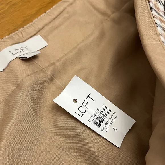 LOFT Houndstooth Mini Skirt in Black and Tan - Picture 5 of 5